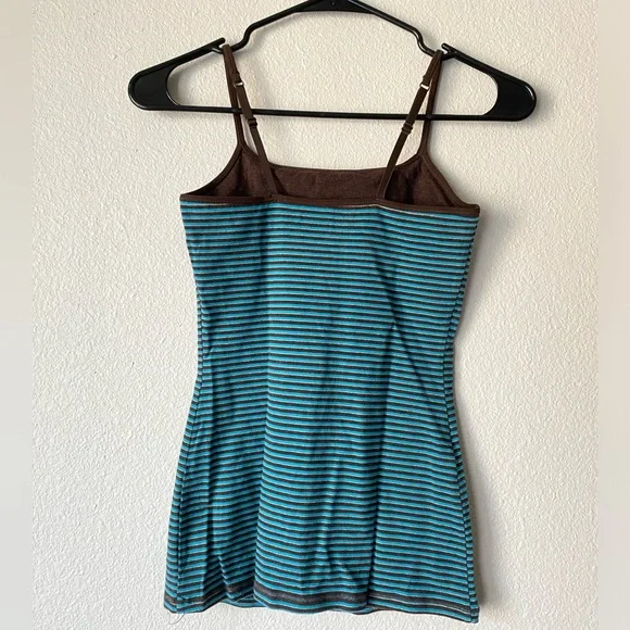 Express Top - Picture 2 of 4